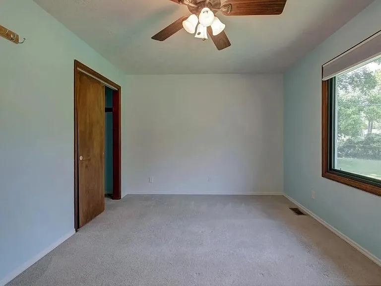 3405 N Stoneycrest Rd — Photo 11