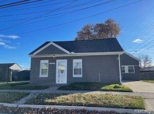 18650 Eastland St, Roseville, MI 48066