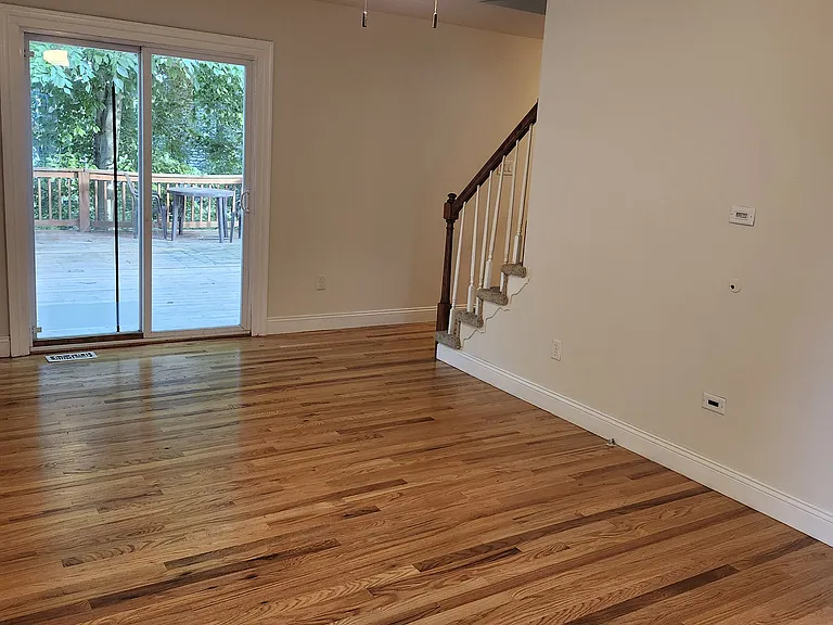 10937 Point Grey Rd — Photo 9