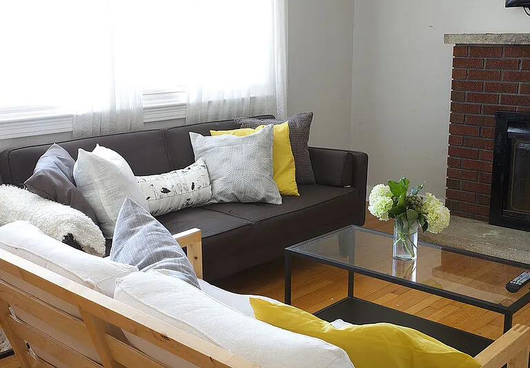 1148 Woodroffe Ave #A — Photo 1