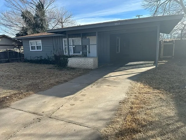 3519 Lometa Dr