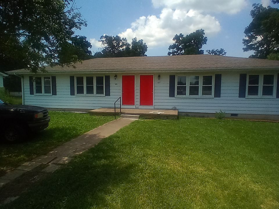 1st image of 105-107 W End St #105/107