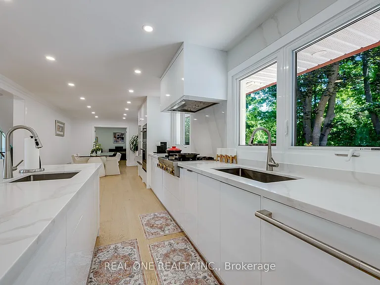 814 Calder Rd — Photo 13