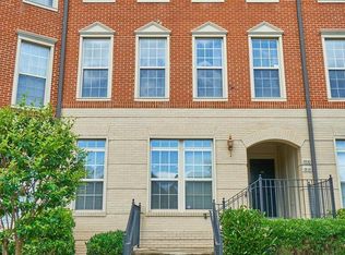 7818 Cedar Branch Dr #113, Gainesville, VA 20155