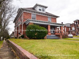738 Kenmore Blvd, Akron, OH