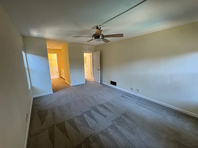Primary Bedroom / Bath