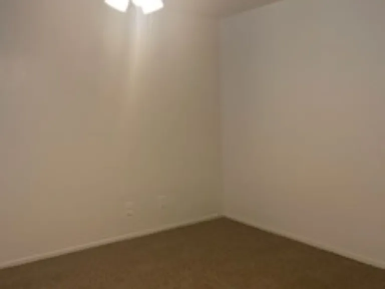 7066 N Thorne Ave — Photo 12