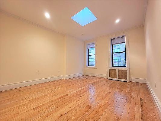 1st image of 447 E 78th St #5X