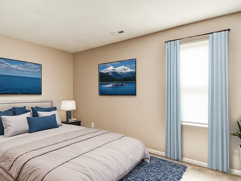 Fox Hunt Apartments — Photo 13