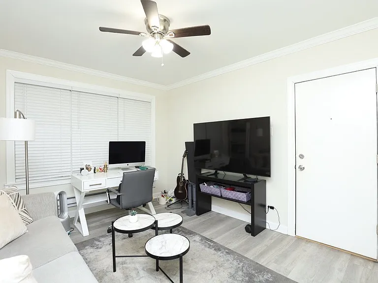 837.5 W Cornelia Ave #N2 — Photo 11