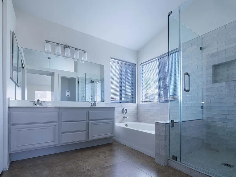 1143 Adelman Dr — Photo 24