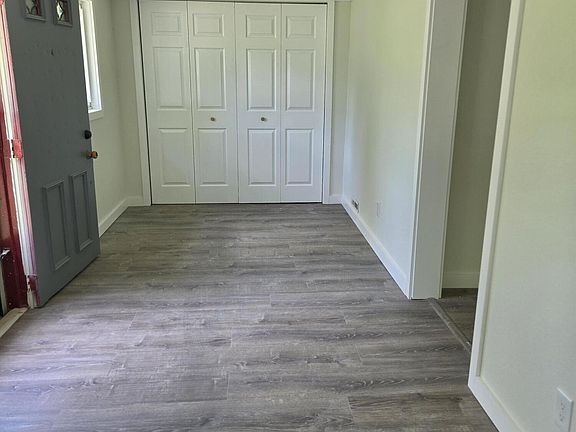 5th image of 2145 Grey Ridge Rd