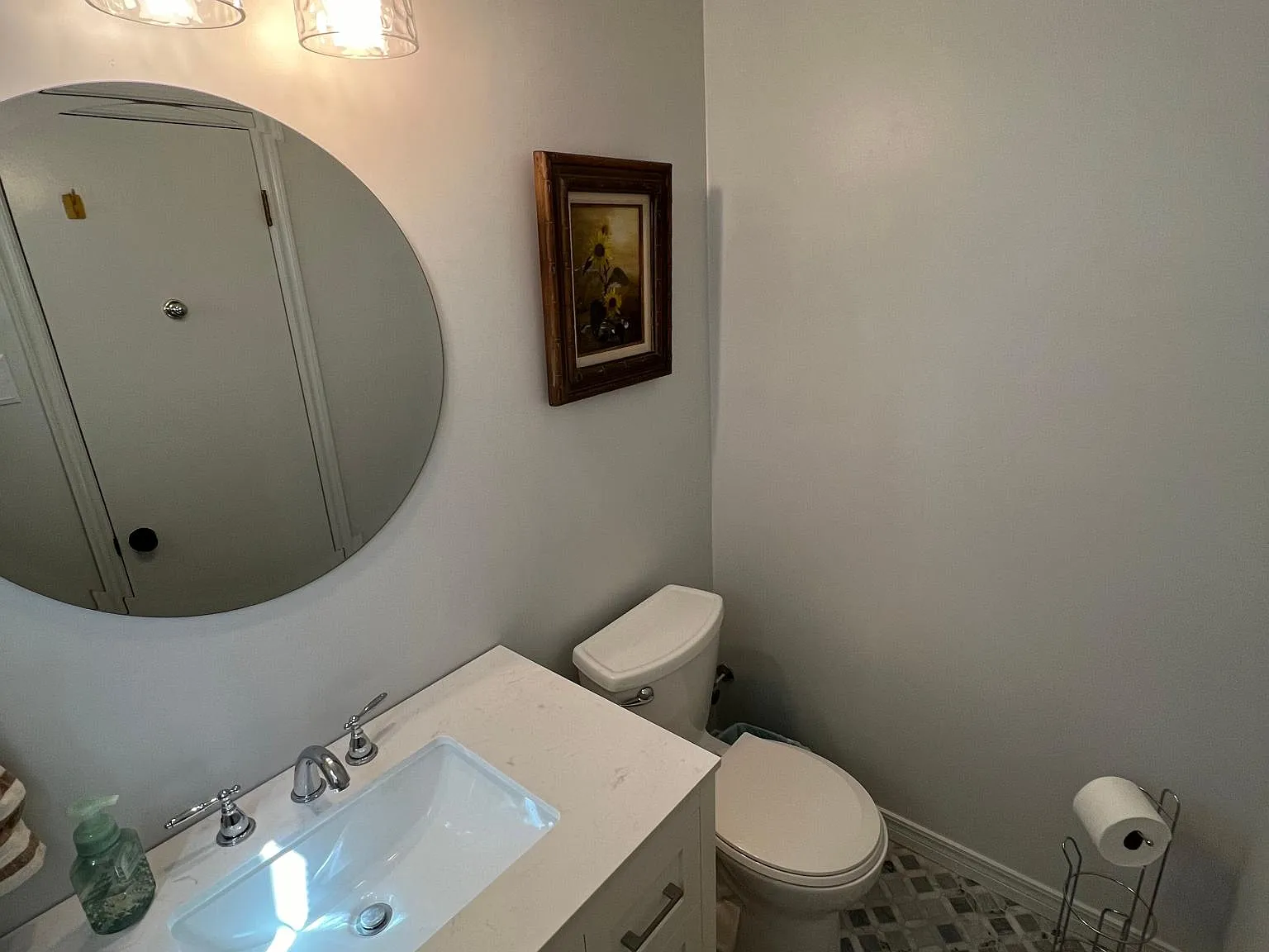 3 bed, 2.5 bath, 1718 sqft, $2,600 — Photo 4