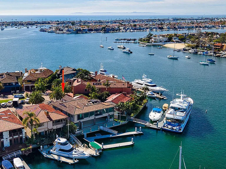 45 Linda Isle — Photo 1