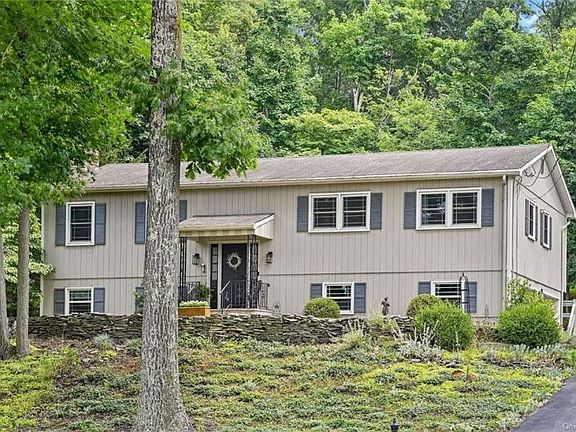 2nd image of 9 Gregory Dr