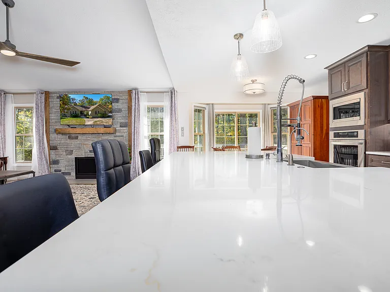 602 Sycamore Rd — Photo 5