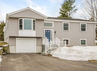 103 Randall Shea Dr, Swansea, MA 02777