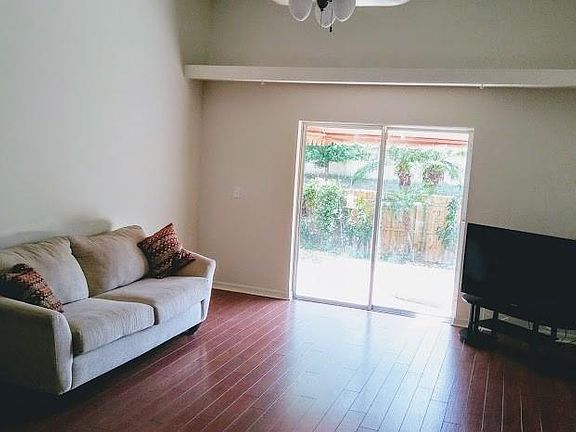 4th image of 1149 Copenhagen Way