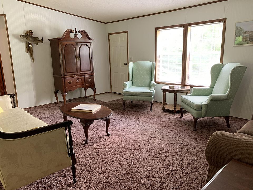1st image of 242 Hermitage Cir