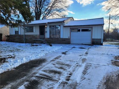 2222 Adams St, Lorain, OH, 44052