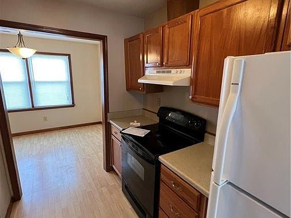 5th image of 1033 Wickford Ct