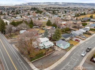 1703 3rd St SE, East Wenatchee, WA