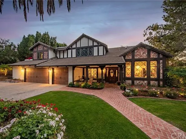 1719 Fairmont Dr, Redlands, CA 92373