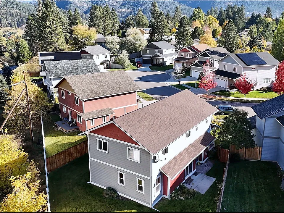 891 Cheyenne Ln