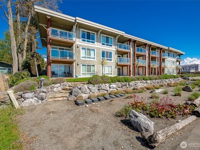 8075 Harborview Road #301, Blaine, WA, 98230