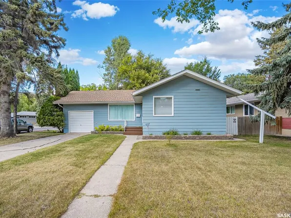 301 CASCADE STREET, Saskatoon, SK S7J 0M4