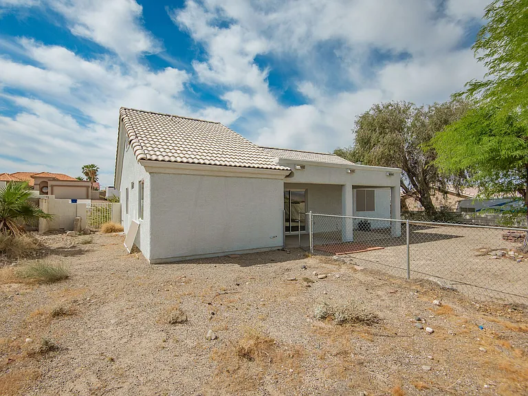 2195 E Emerald River Way — Photo 35