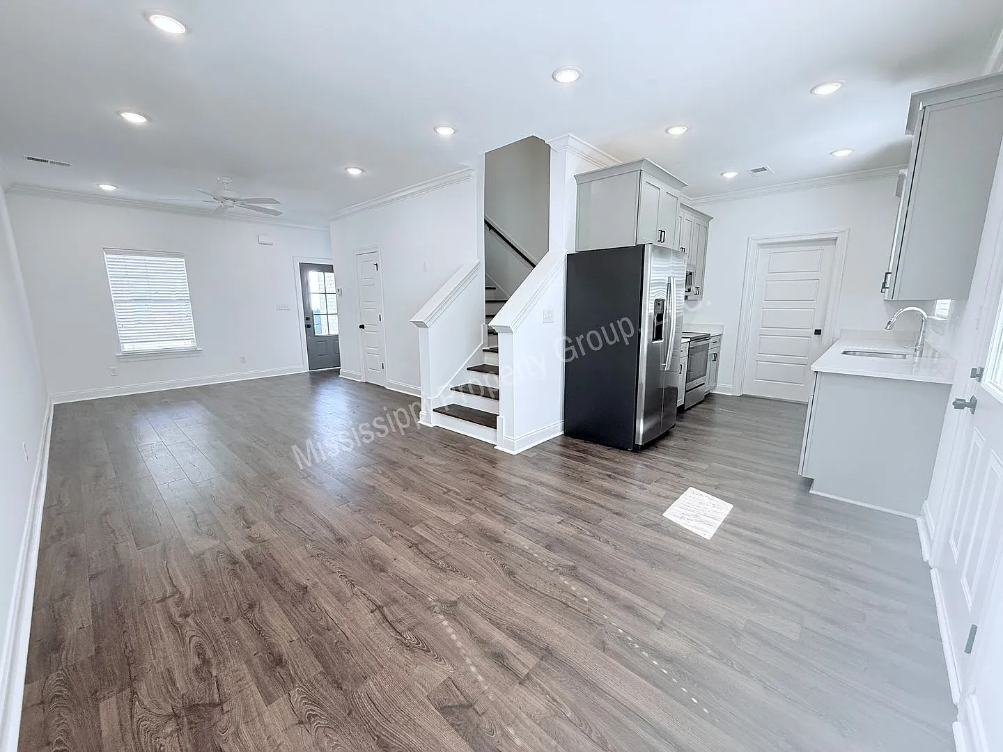 4BR/4.5BA For Rent — Photo 4