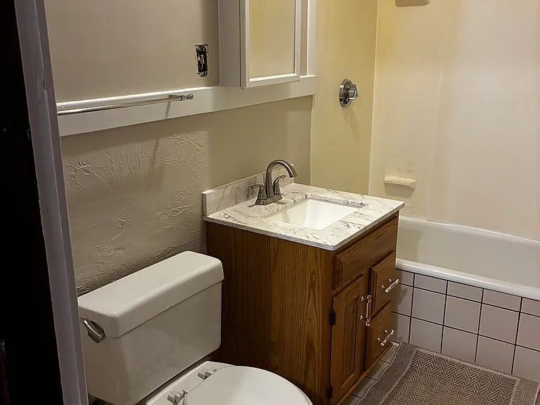 256 Robbins St #B — Photo 8