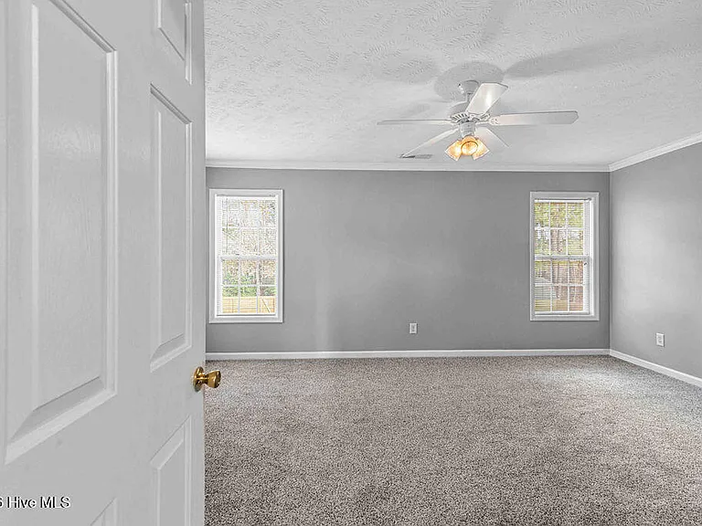 302 Altavista Loop — Photo 33