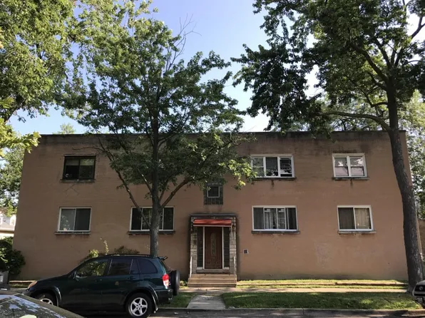 2854 W Glenlake Ave, Chicago, IL 60659