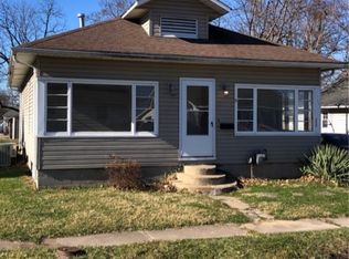 117 S 19th St, Herrin, IL 62948