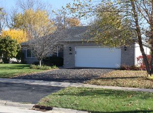 350 Dorothy Dr, Somonauk, IL 60552