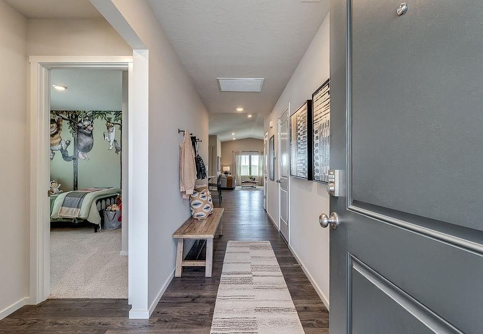 ロムニーハウス 114〜116 6206 Road 114, Pasco, WA 99301 | Zillow