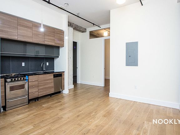 4th image of 56 S 11th St #1Q