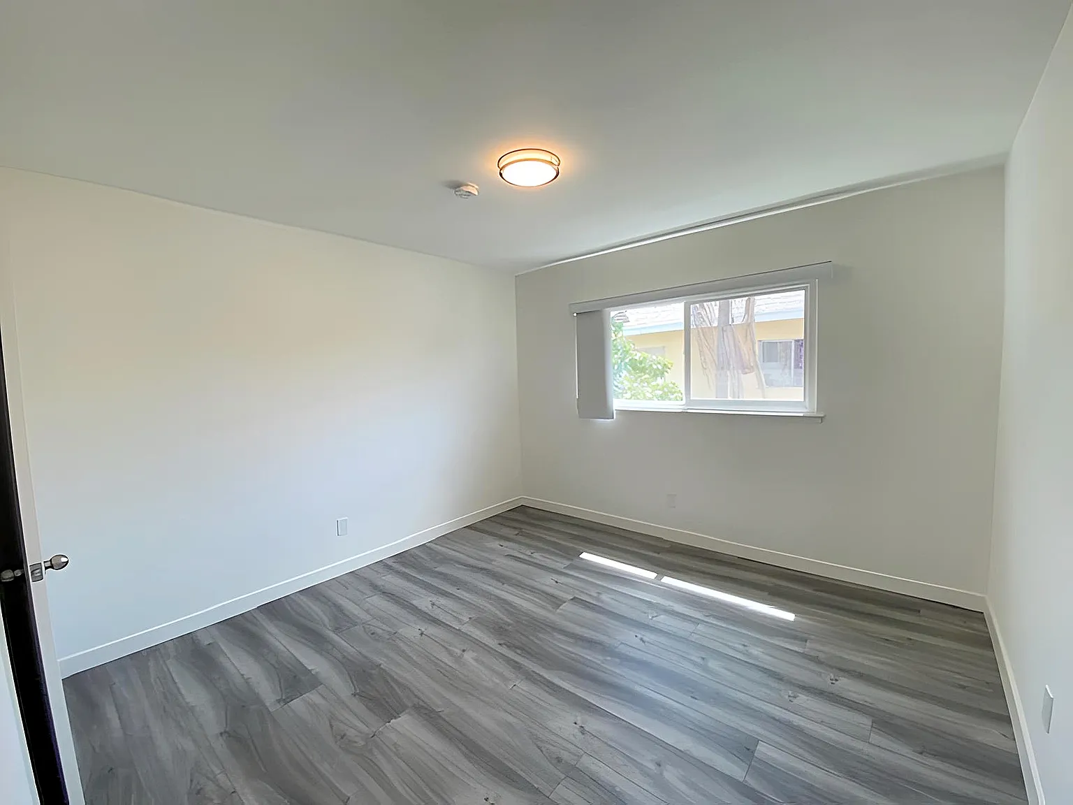 2 bed, $2,395 — Photo 4