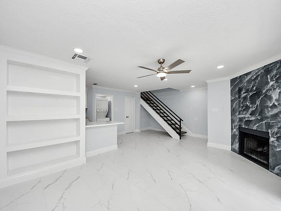 3rd image of 3600 Jeanetta St APT 1706