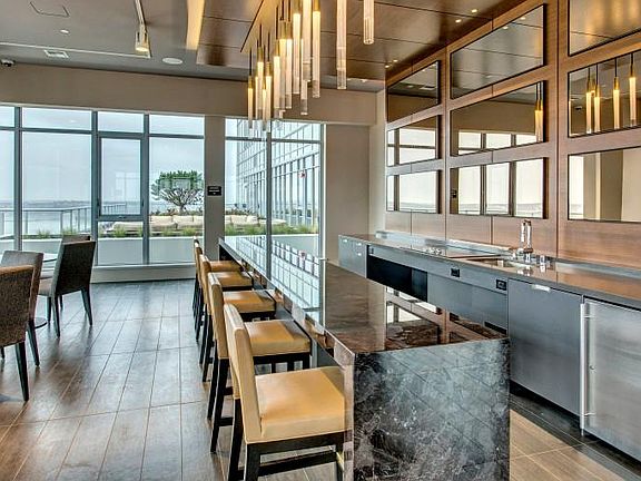 41st floor owner club house