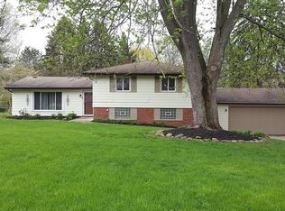 8179 Crystal Creek Rd, Northfield, OH 44067