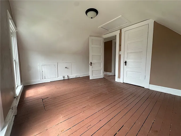 431 W Wayne St — Photo 25