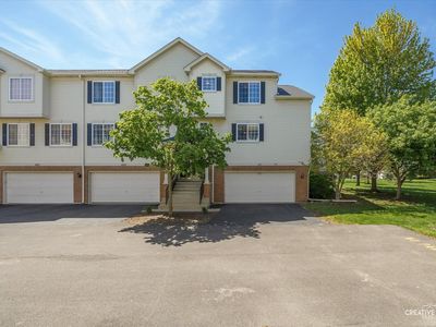 411 Evergreen Cir, Gilberts, IL, 60136