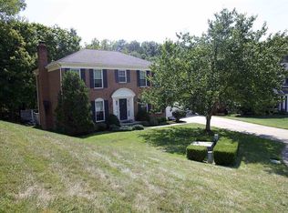 1992 Lakelyn Ct, Crescent Springs, KY 41017
