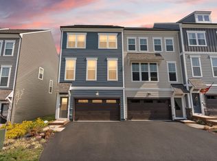 1719 Beech Leaf St, Dumfries, VA 22026