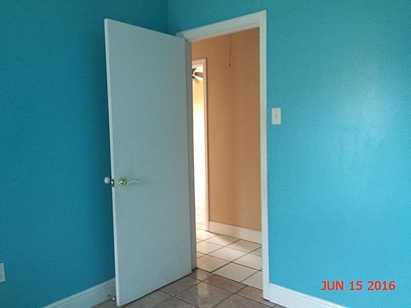 4th image of 5121 Towering Oaks Ave