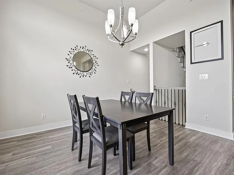 4104 Marina St — Photo 9