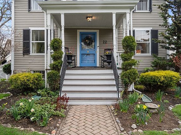 2nd image of 22 Grant St